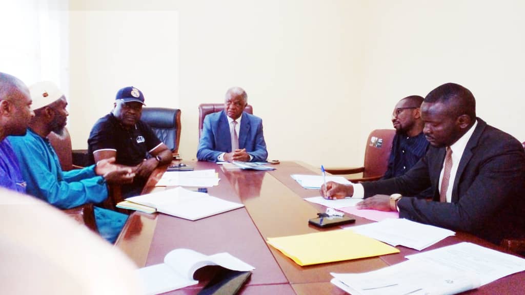 Working meeting between the West REGIONAL COUNCIL, the regional FECOM and CIPECAM COOP.CA at the RC headquarters office.