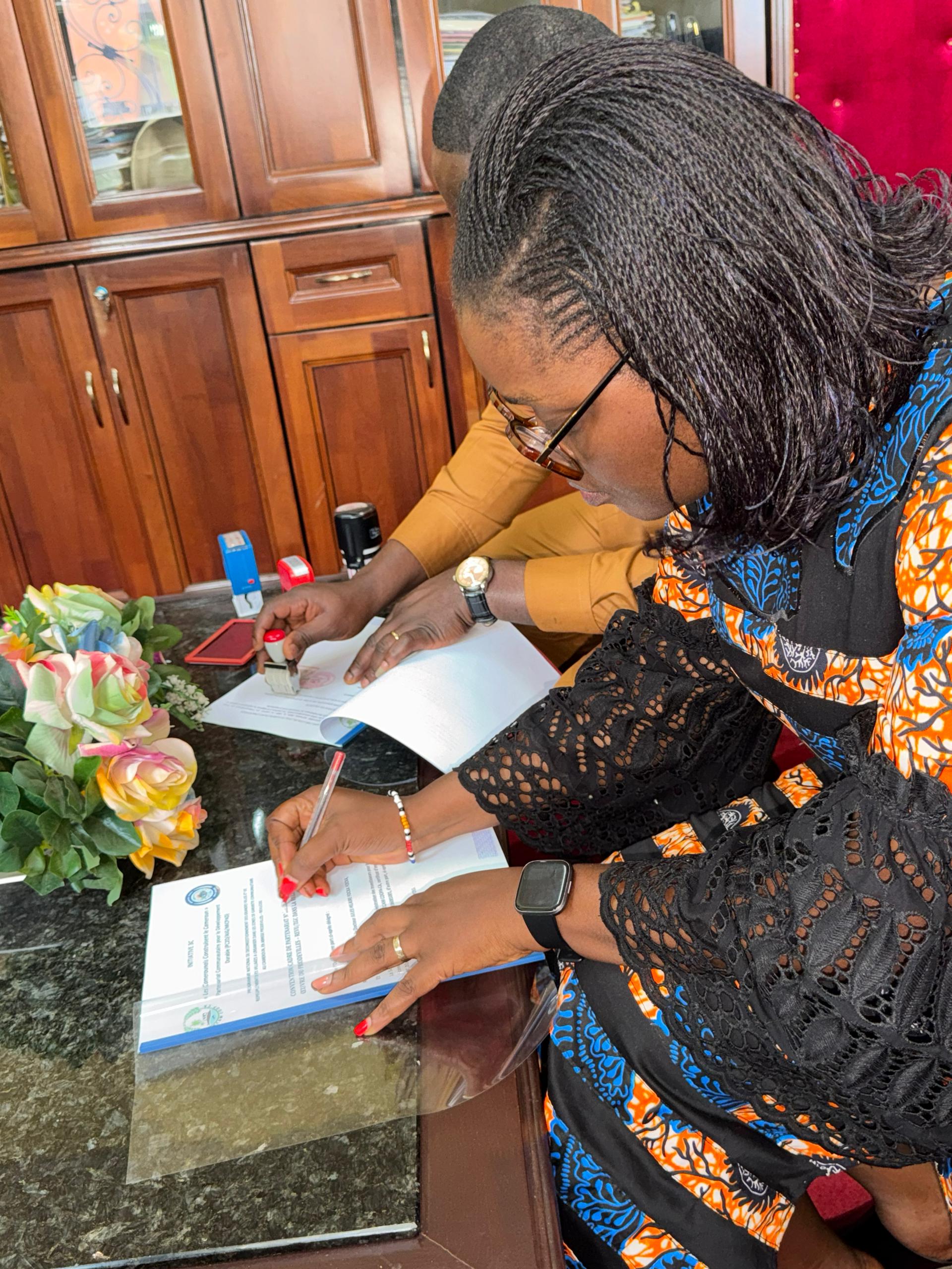 Framework Agreement Signed between the West Cameroon Regional Council and CIPECAM COOP-CA